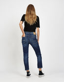 94NICA CROPPED Damen